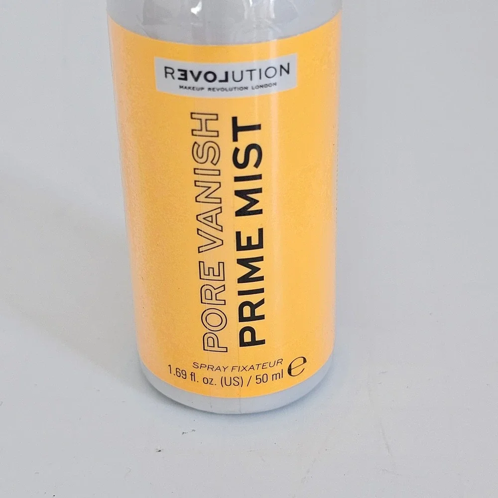 Makeup Revolution Pore Vanish Prime Mist Setting Spray 1.69 Oz 50ml NEW SEALED